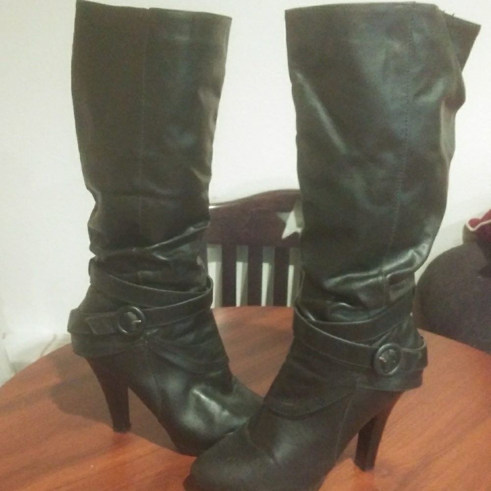 Madeline Stuart boots